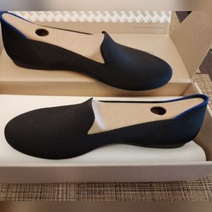 Rothys Loafers Black Solid Sz 7.5 New in Box